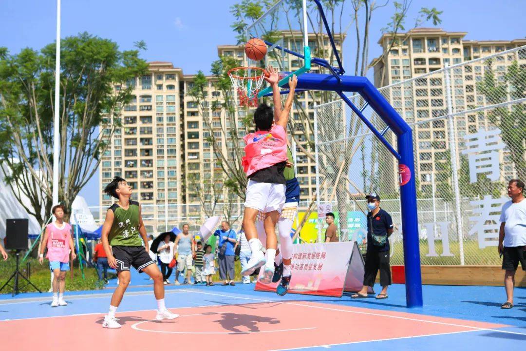 乐鱼体育官网网页版-特色篮球社区街头赛火爆,推动全民街头体育发展的简单介绍