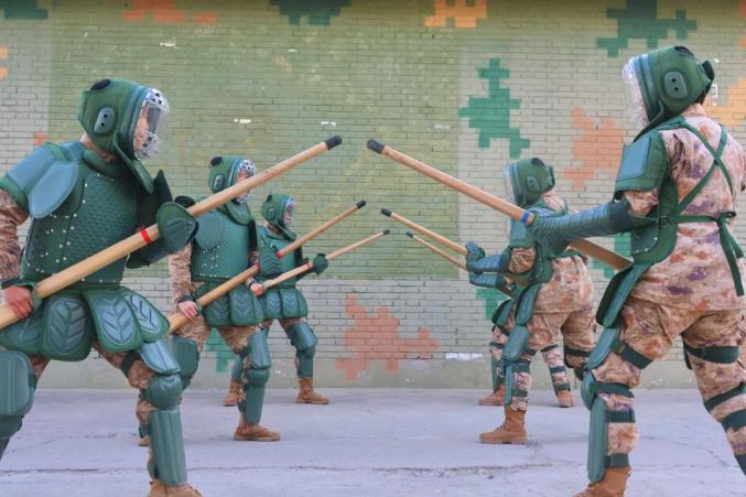 乐鱼体育官方网站-关于不眠战场：激烈季后赛现场直击的信息